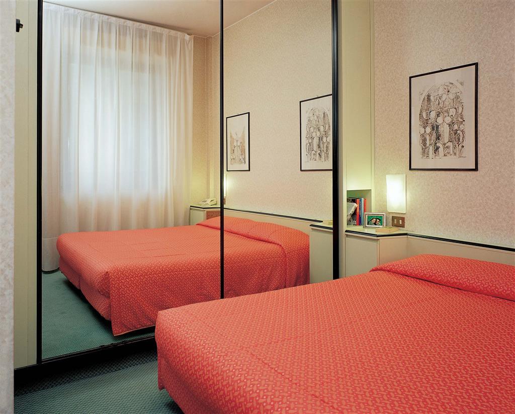 Unaway Hotel & Residence Linea Uno Milano Zimmer foto