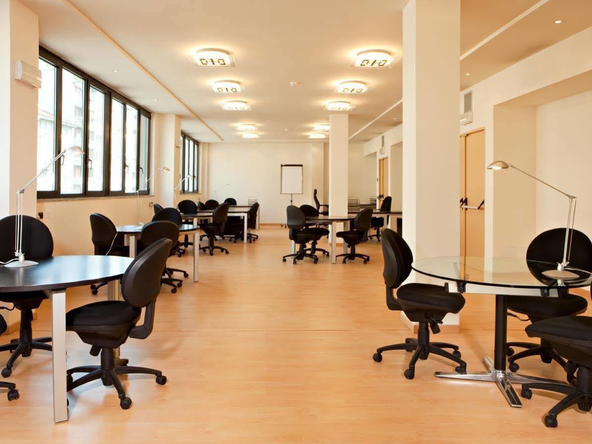 Unaway Hotel & Residence Linea Uno Milano Exterior foto